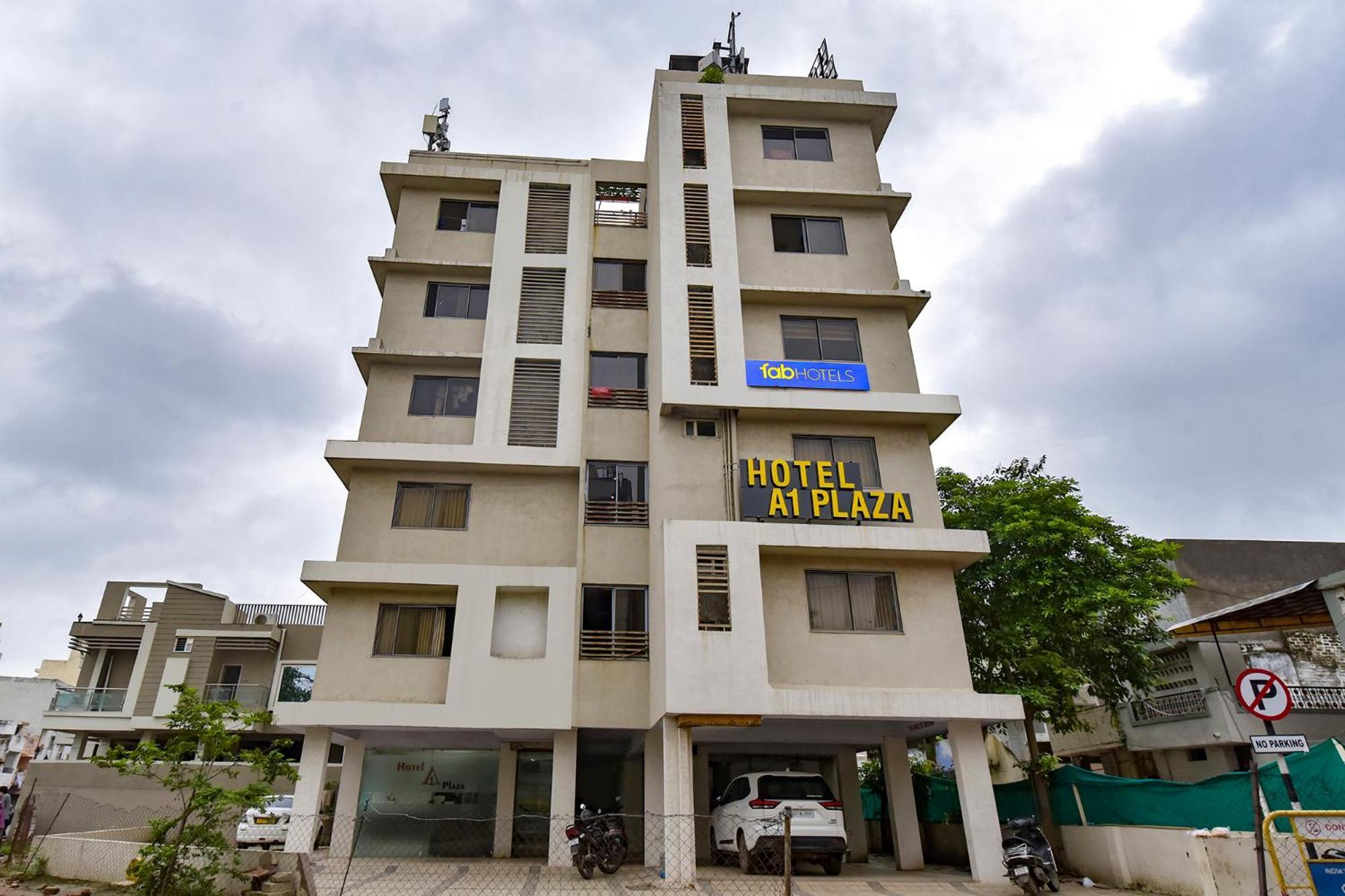 Fabhotel A1 Plaza Ahmedabad Eksteriør bilde